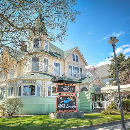 M&M Victorian Bed And Breakfast Marinette Eksteriør bilde